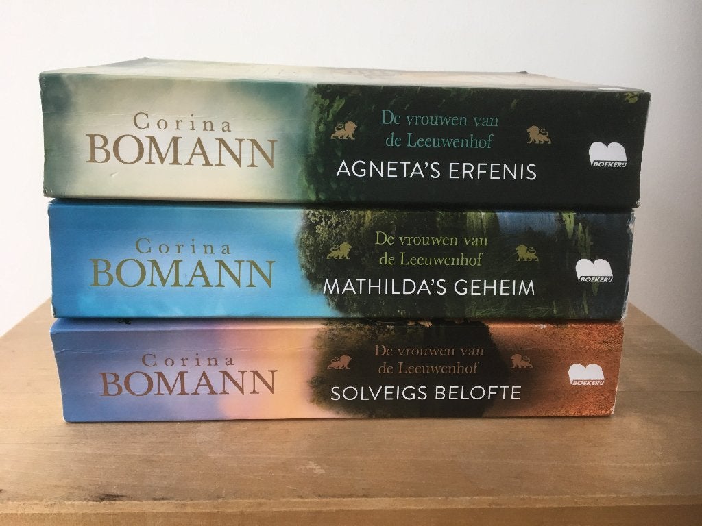 Trilogie De Vrouwen van de Leeuwenhof – Corina Bomann, Ophalen of Verzenden, Gelezen, Corina Bomann, Europa overig