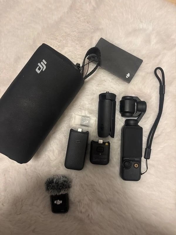 DJI Osmo Pocket 3 Creator Combo