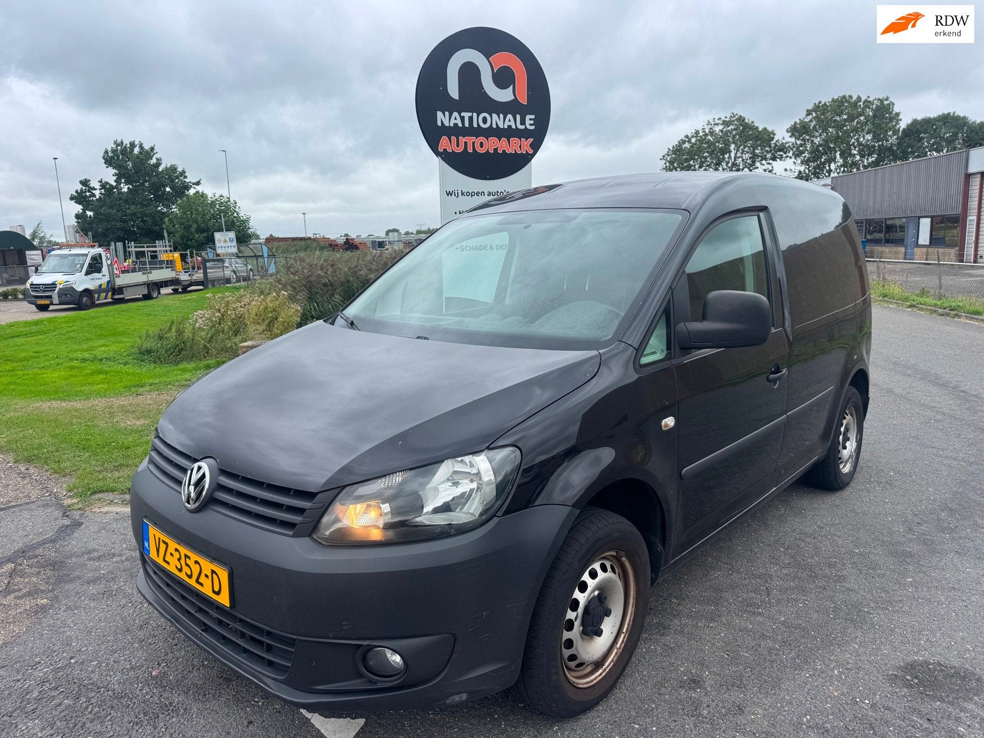 Volkswagen Caddy | 2014 | 1.6 TDI | Automaat | Export en Han, Euro 5, Electronic Stability Program (ESP), 4 cilinders, Volkswagen