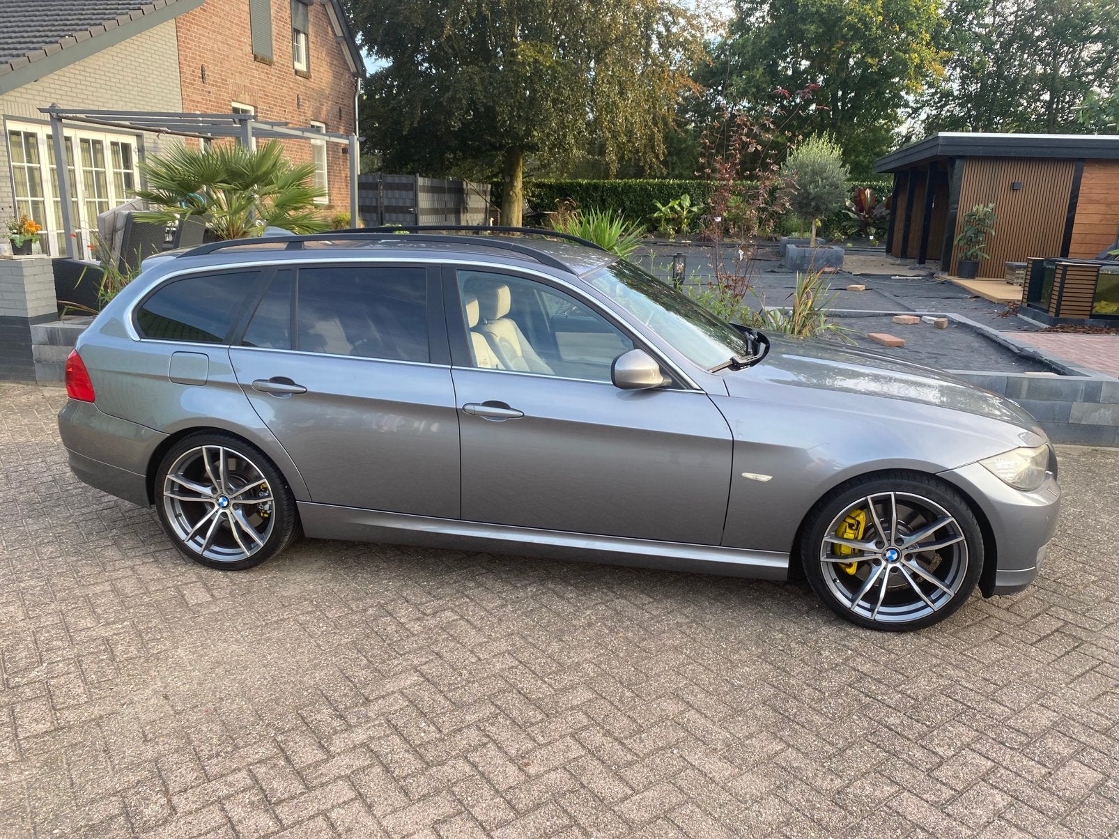 Bomvolle BMW 330i LCI 273PK 6 cilinder 3-serie, Auto's, Automaat, Achterwielaandrijving, 2996 cc, 14 km/l