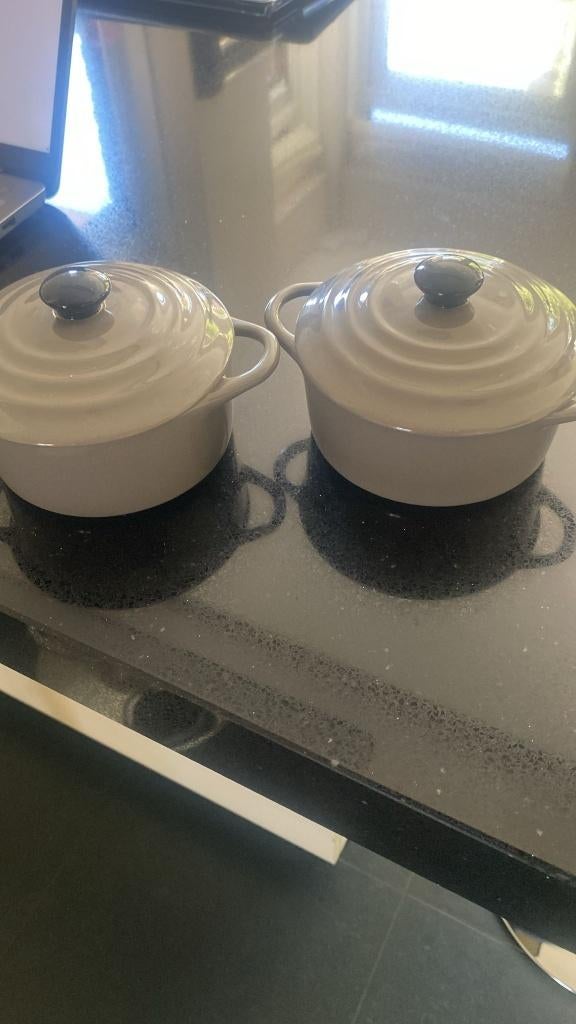 2 ovenpannetjes + deksel  ø 12 cm  voor gratin of stoofpotje, Huis en Inrichting, Ophalen of Verzenden, Zo goed als nieuw, Overige materialen