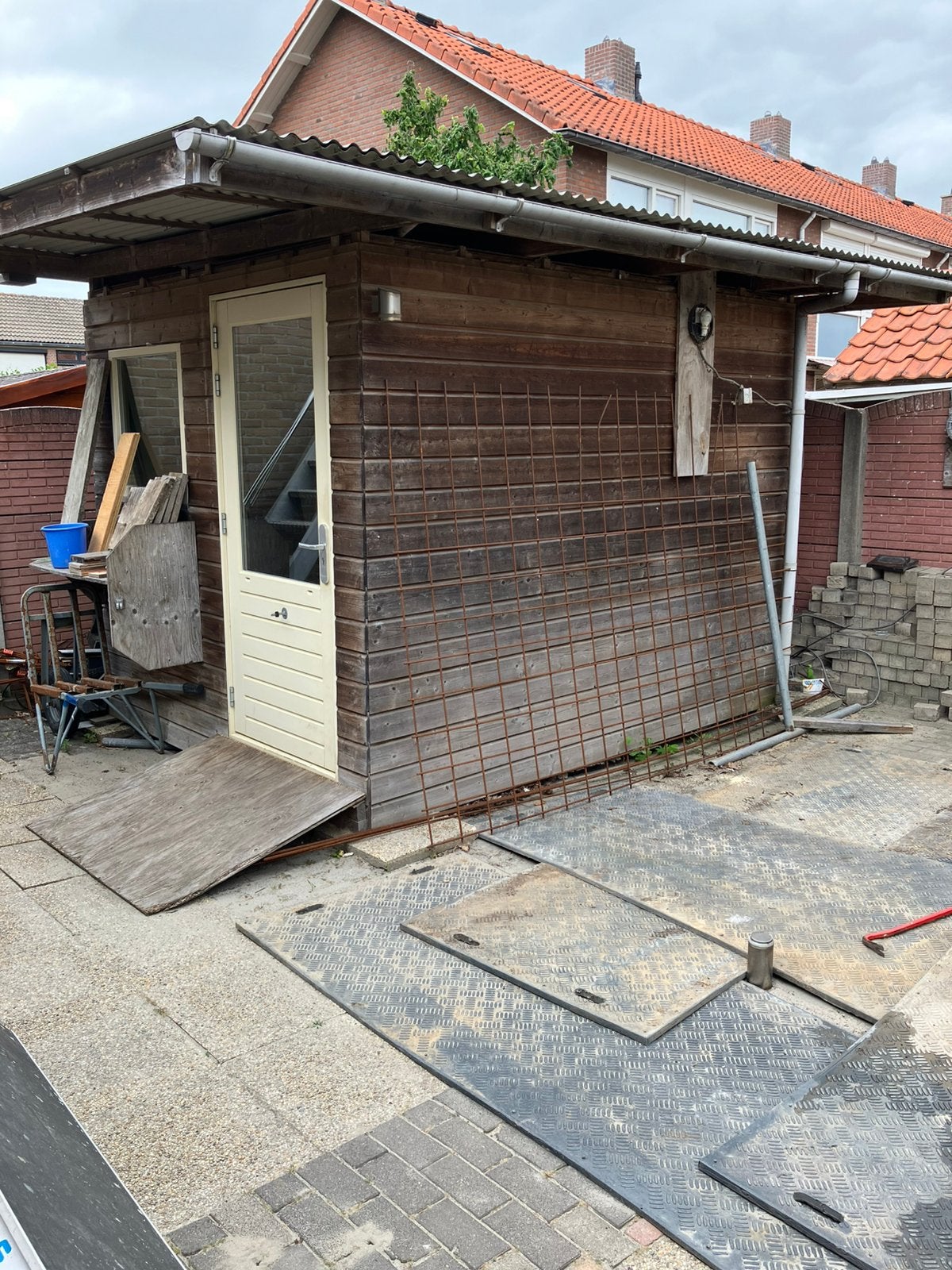 Schuur, geïsoleerd en met kraan verplaatsbaar, Tuin en Terras, Tuinhuizen, Ophalen, 250 tot 500 cm, Schuur, 2 ramen
