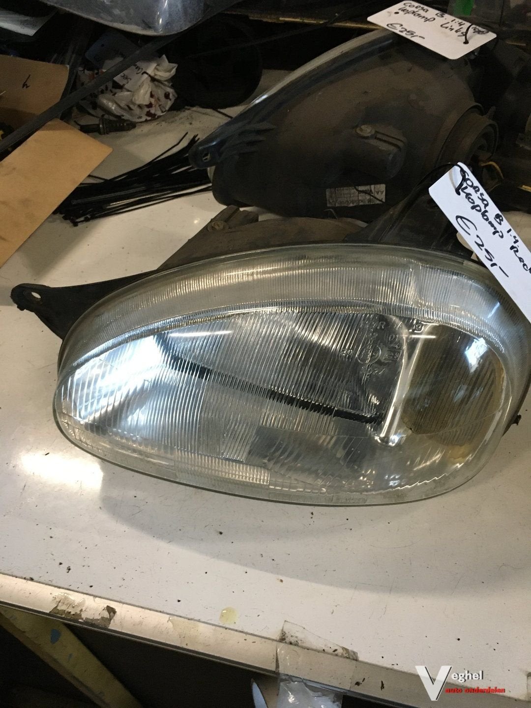Opel Corsa B 1998 Koplamp Links of Rechts, Gebruikt, -, -, Ophalen of Verzenden