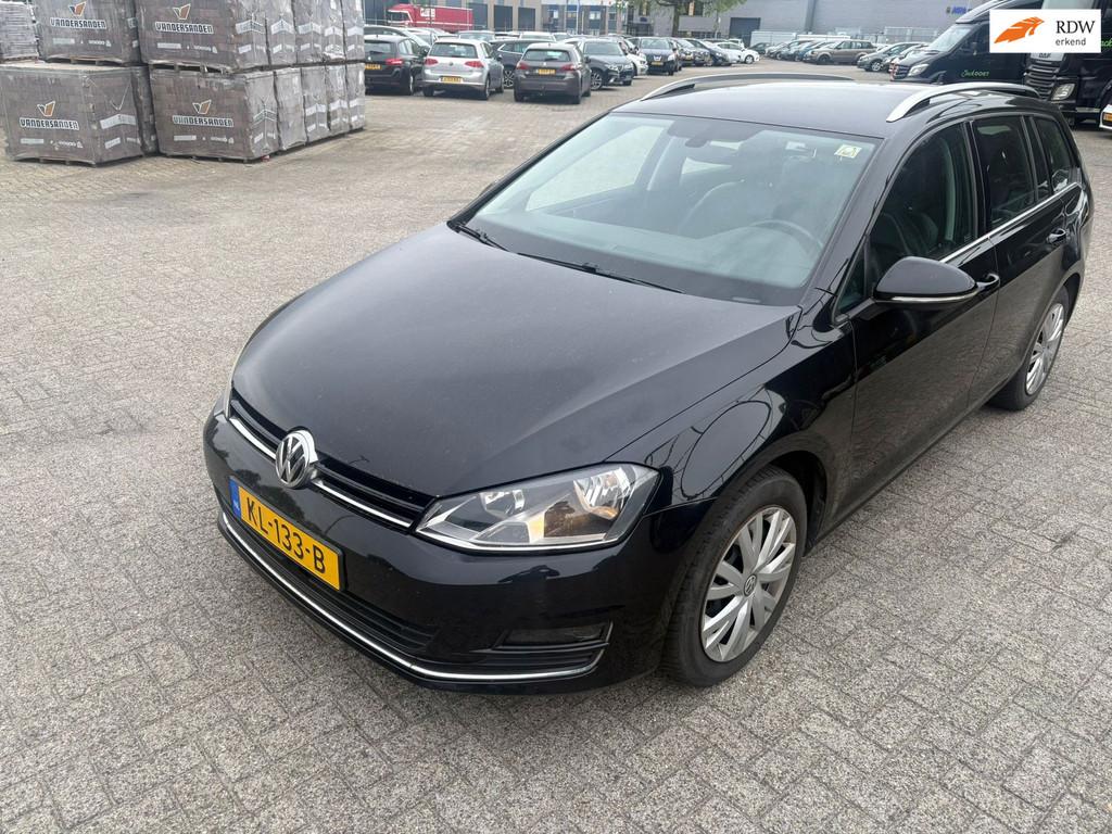 Volkswagen Golf Variant 1.6 TDI Connected Series, Gebruikt, Euro 6, 4 cilinders, 700 kg