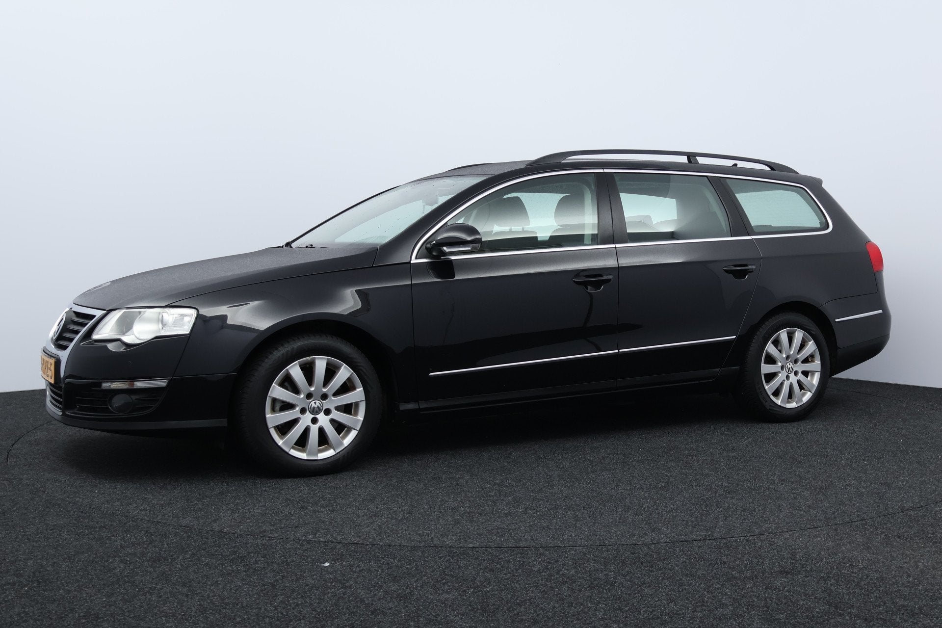 Volkswagen Passat Variant 1.4 TSI Comfortline BlueMotion/ Au, Euro 5, Stof, Gebruikt, Zwart
