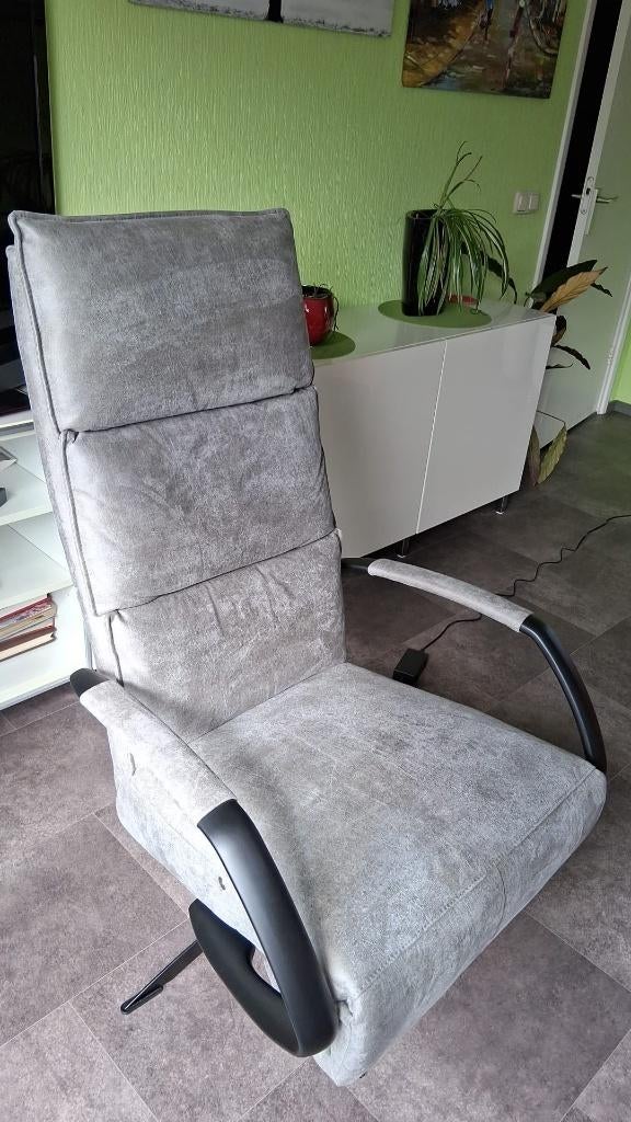 relaxfauteuil + hocker microleder elektrisch, Huis en Inrichting, Fauteuils, Ophalen, 75 tot 100 cm, Zo goed als nieuw, Modern