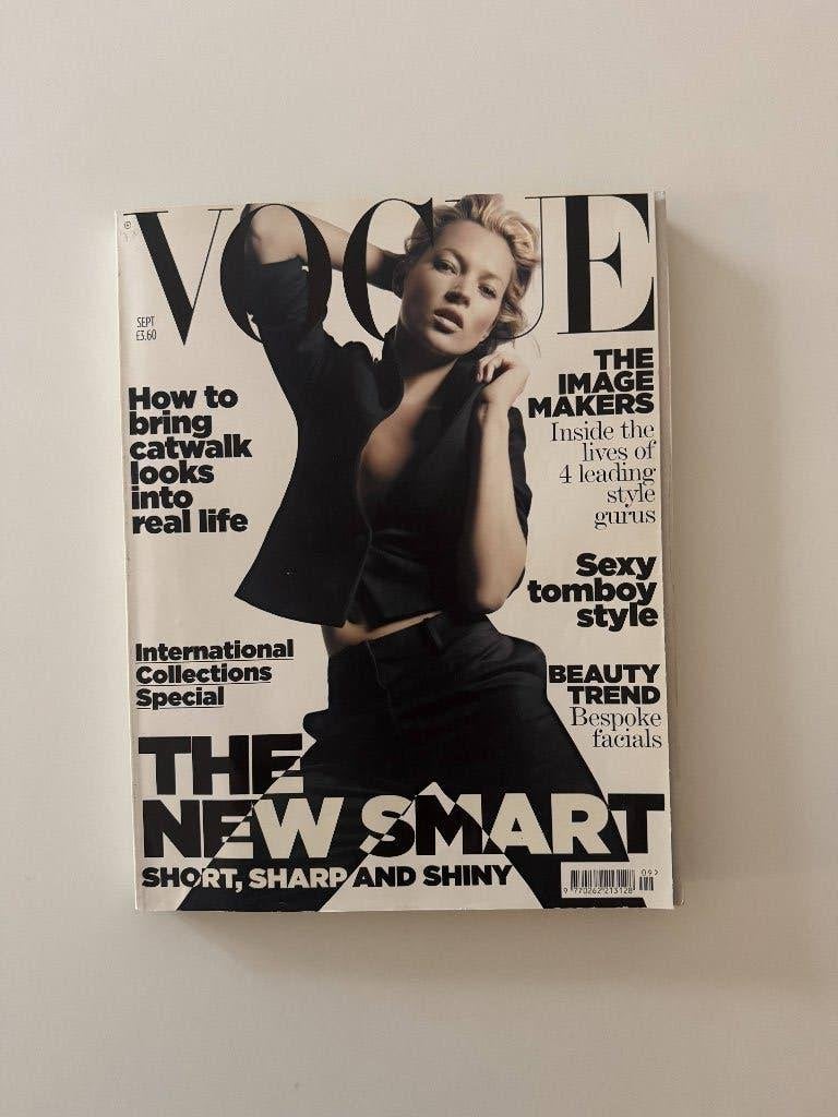 British Vogue september 2009 Kate Moss cover, Boeken, Ophalen of Verzenden, Gelezen, Glossy