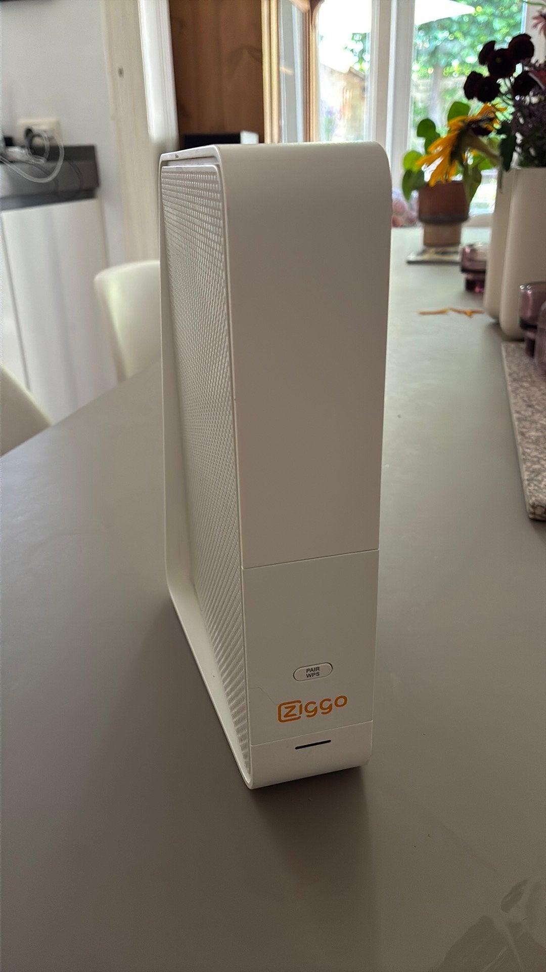 Ziggo Connectbox CH7465LG-ZG Router met modem, Ophalen of Verzenden, Gebruikt, Router met modem