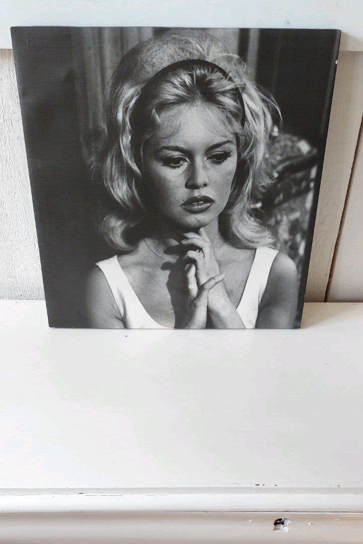 afbeelding Brigette Bardot zwart wit plaat op hout frame, Ophalen of Verzenden