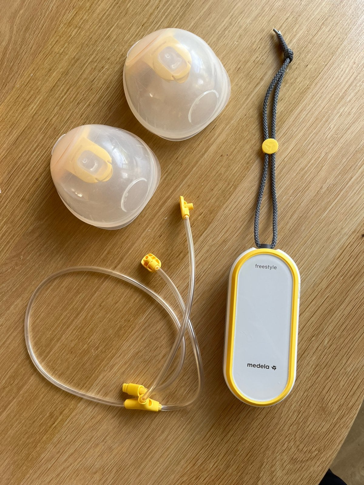 Medela Freestyle handsfree, Kinderen en Baby's, Ophalen, Gebruikt, Automatisch, Medela