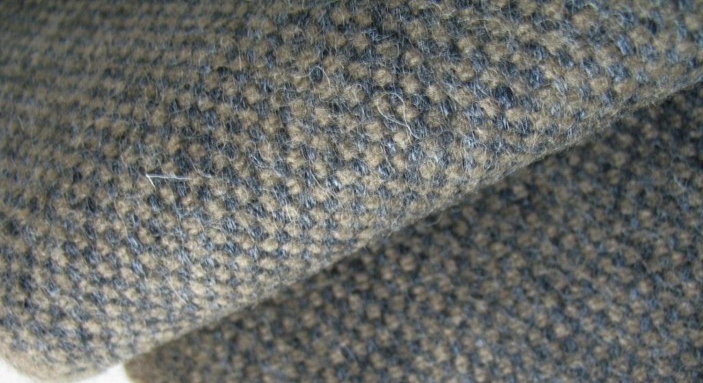 Gudbrandsdalens Amdal 370 grijs+bruin max 5,2 mtr meubelstof, Wol, Meerkleurig, 120 cm of meer, Ophalen of Verzenden