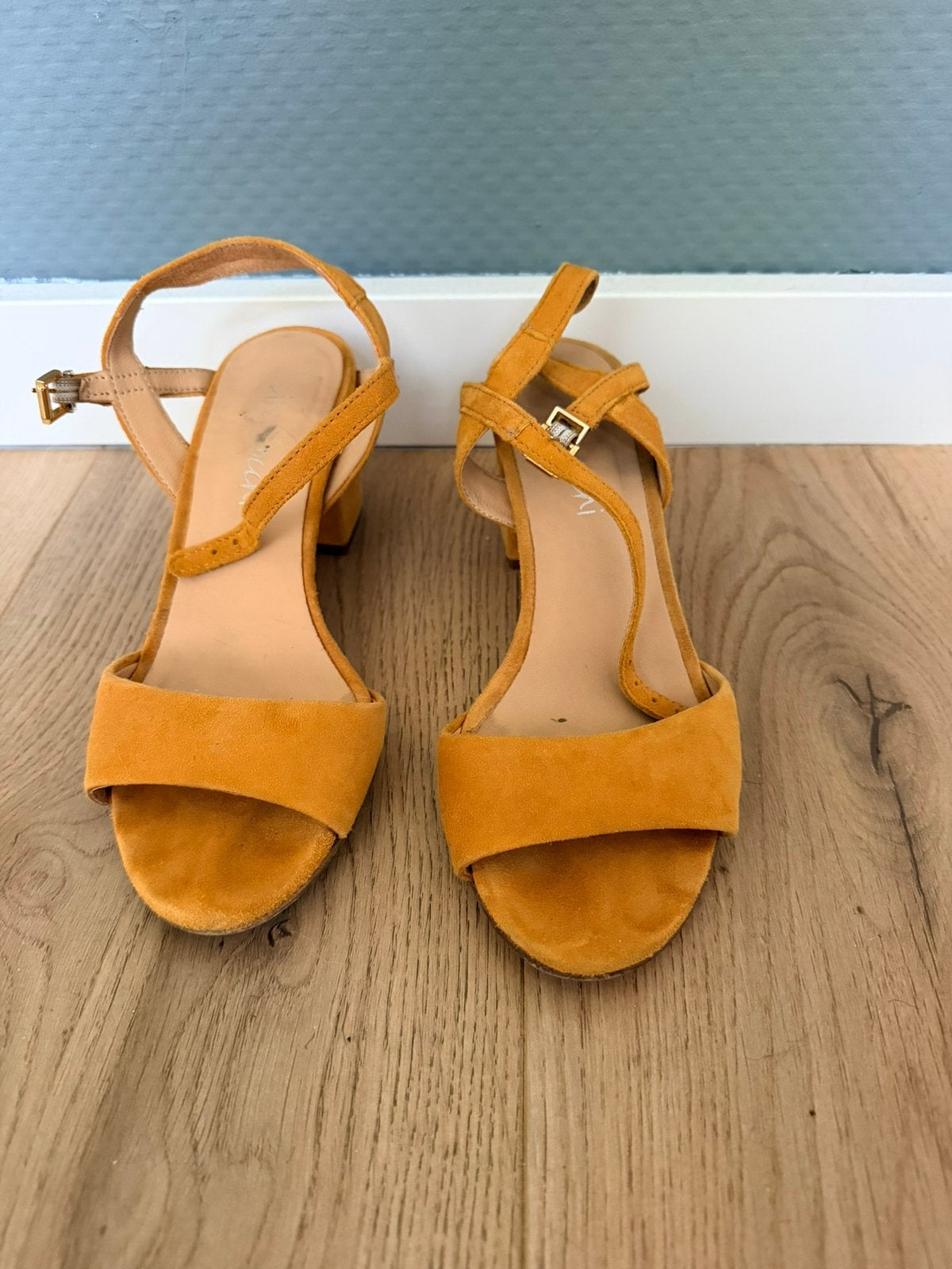 Lina locchi sandalen met hak, Geel, Gedragen, Sandalen of Muiltjes, Ophalen of Verzenden