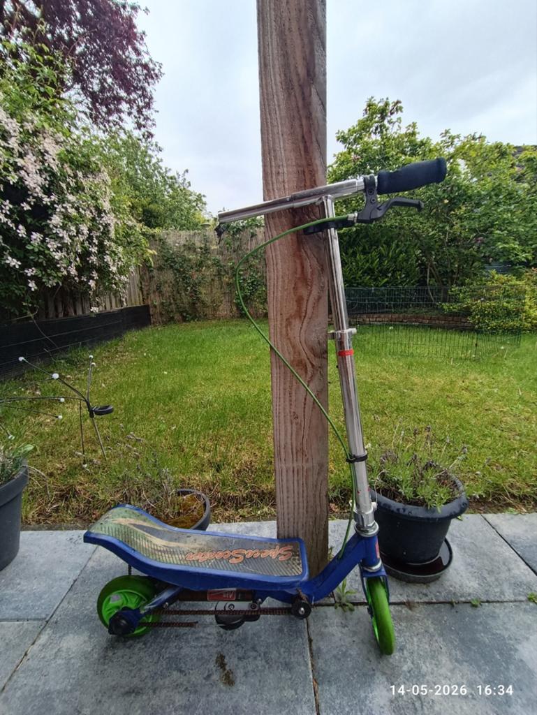 Space scooter voor kinderen, Fietsen en Brommers, Ophalen of Verzenden, Gebruikt, Overige typen