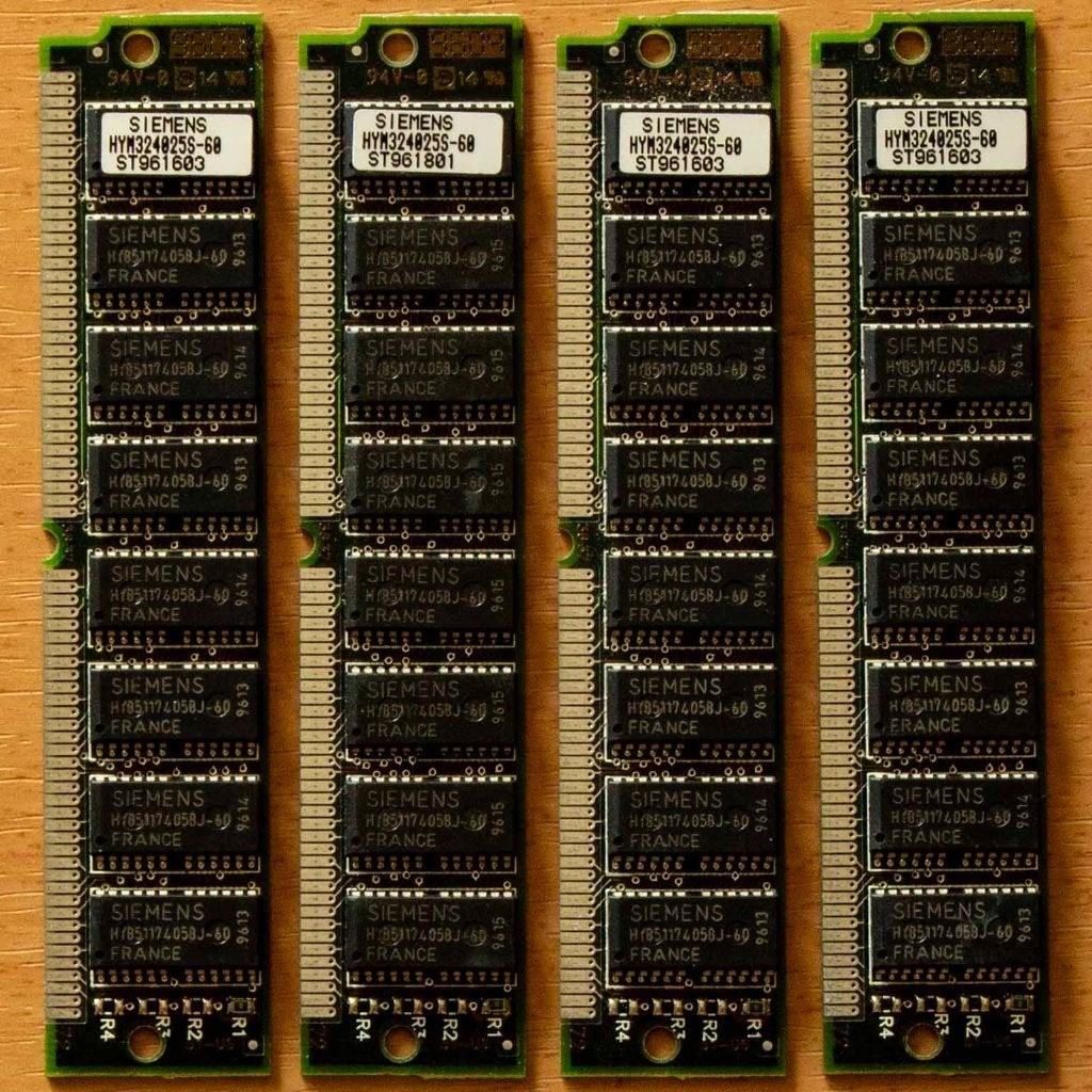 Siemens HYM324825S-68 ST961801 PC geheugen, Computers en Software, Overige soorten, Ophalen of Verzenden, Desktop, Gebruikt