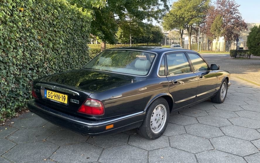 Jaguar XJ 3.2 6 Executive Nieuwe APK Inruil is mogelijk, foto 2