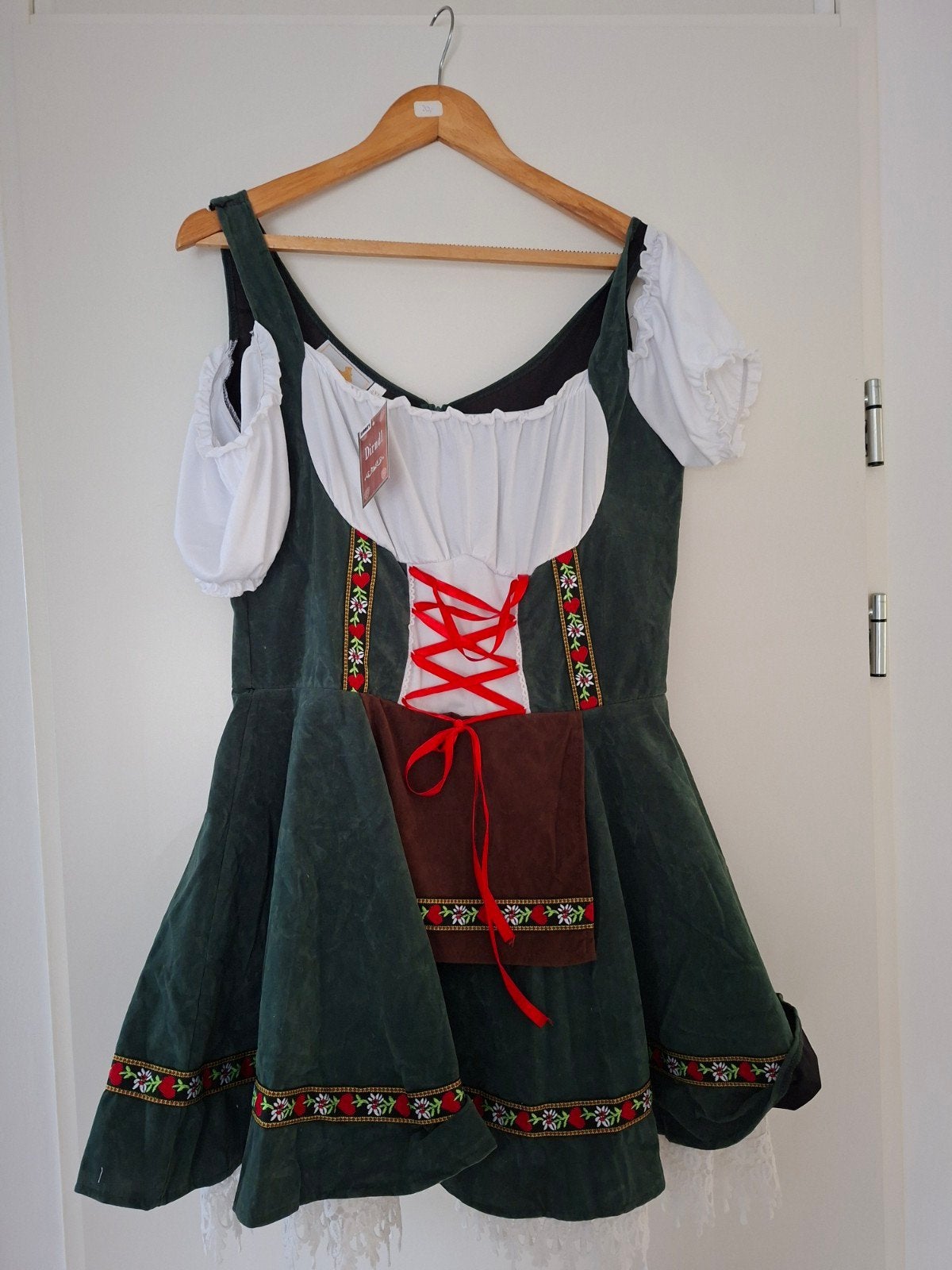 dirndl 4xl nieuw, Ophalen of Verzenden, Nieuw, Maat 46/48 (XL) of groter, Overige thema's