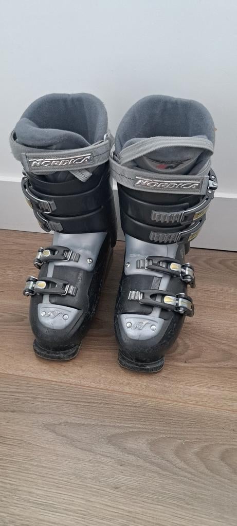 Nordica Skischoenen - Maat 39, Sport en Fitness, Skiën en Langlaufen, 160 tot 180 cm, Gebruikt, Schoenen, Ophalen of Verzenden