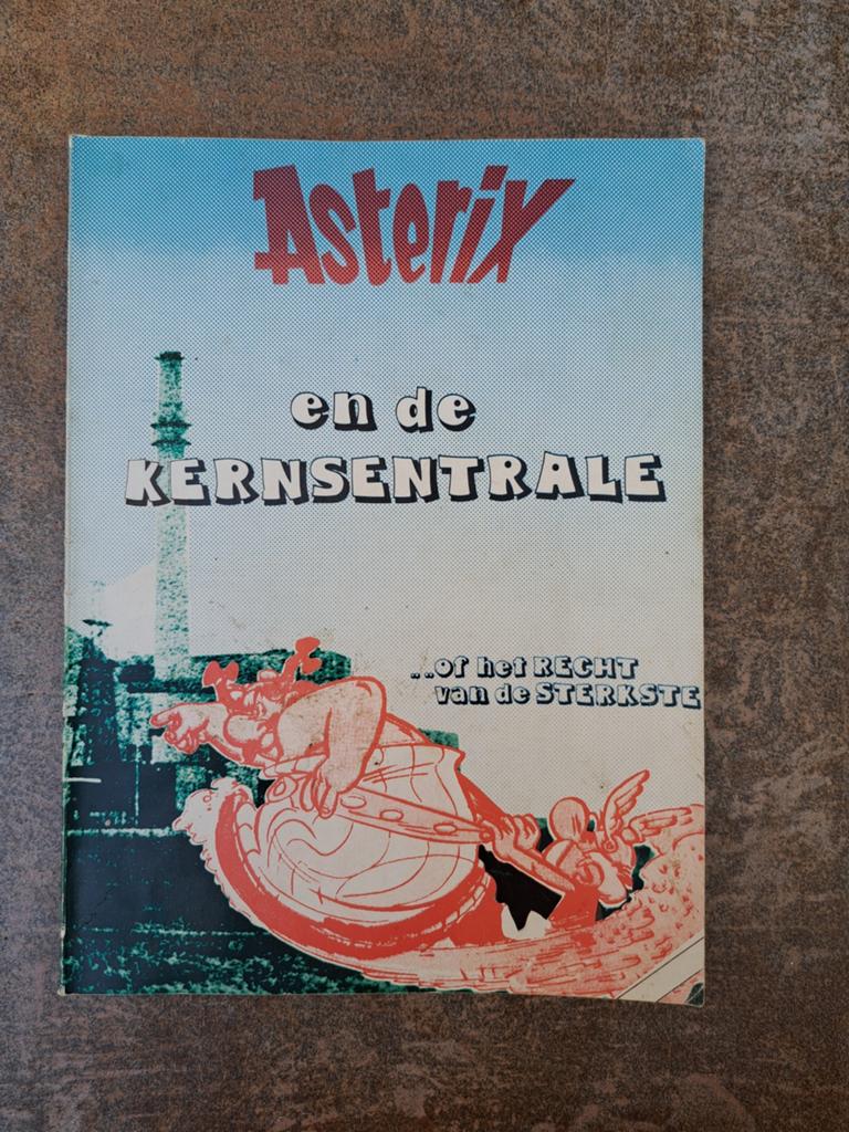 Asterix en de kernsentrale, Boeken, Eén stripboek, Ophalen of Verzenden, Gelezen