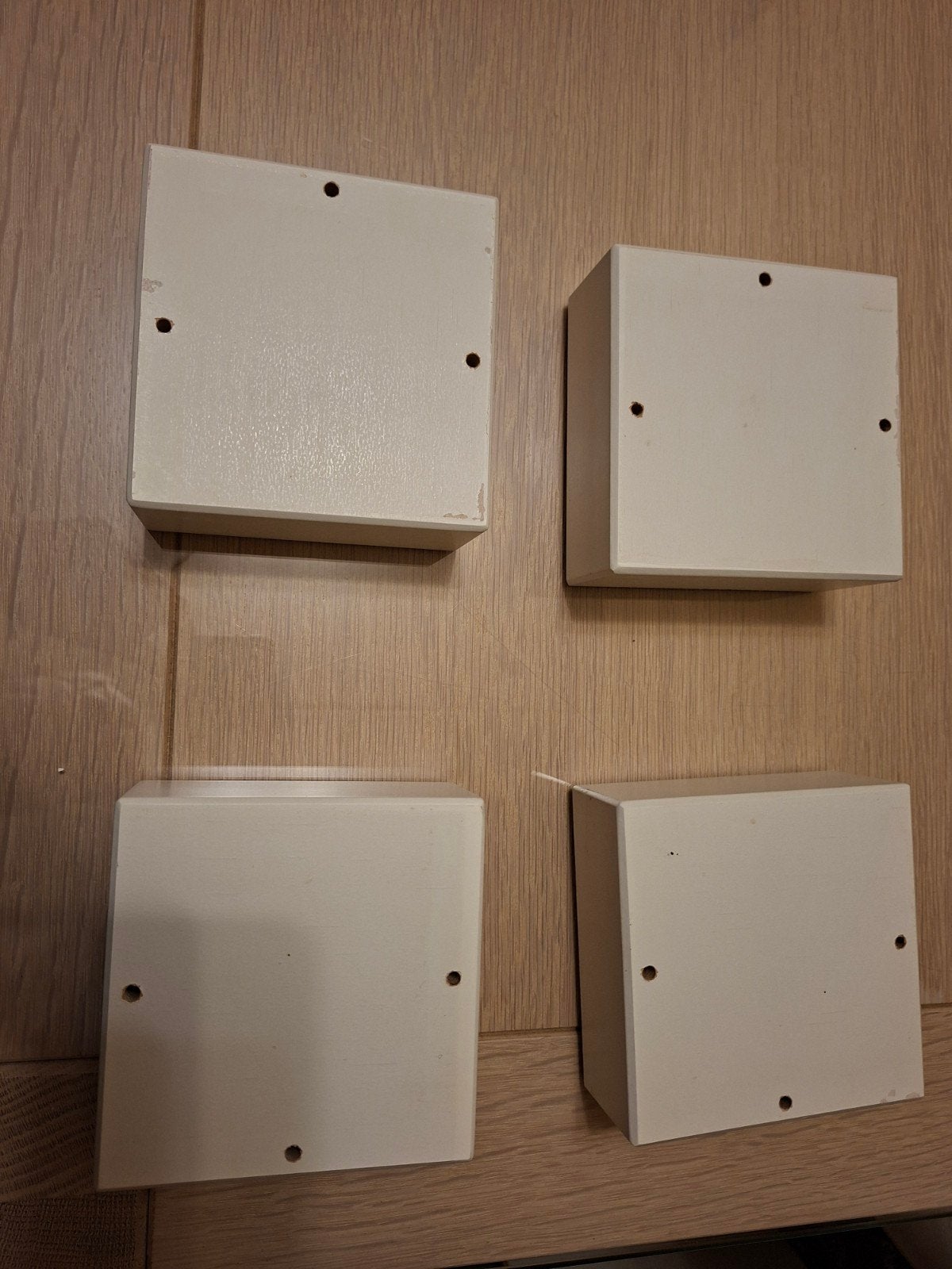 4  houten blokken van 12 x 12 x 5 cm, Ophalen, Zo goed als nieuw, Minder dan 180 cm, Overige typen