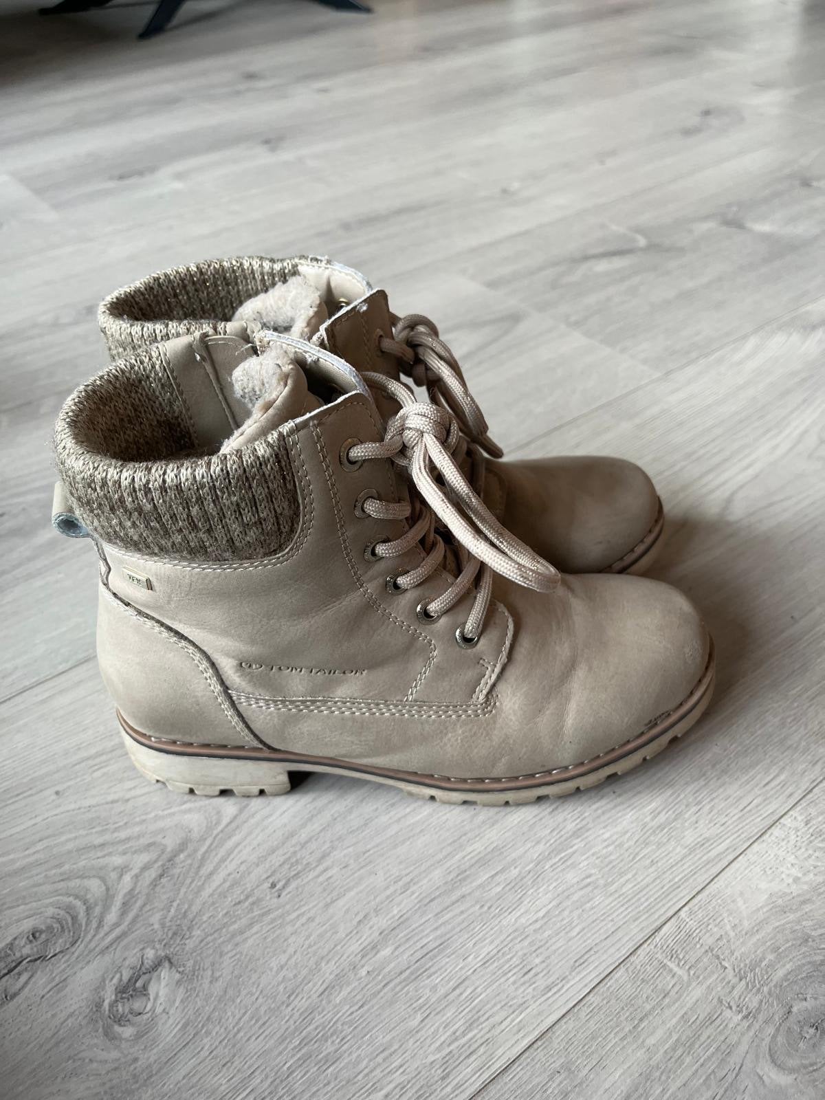 Tom Tailor winterschoenen maat 36, Ophalen, Gedragen, Beige, Lage of Enkellaarzen