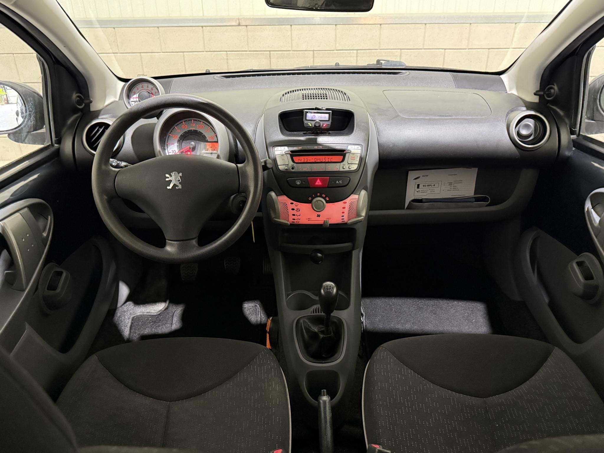 Peugeot 107 1.0-12V XS Airco/ APK/ Elek ramen/, Auto's, Voorwielaandrijving, Euro 5, Stof, Gebruikt