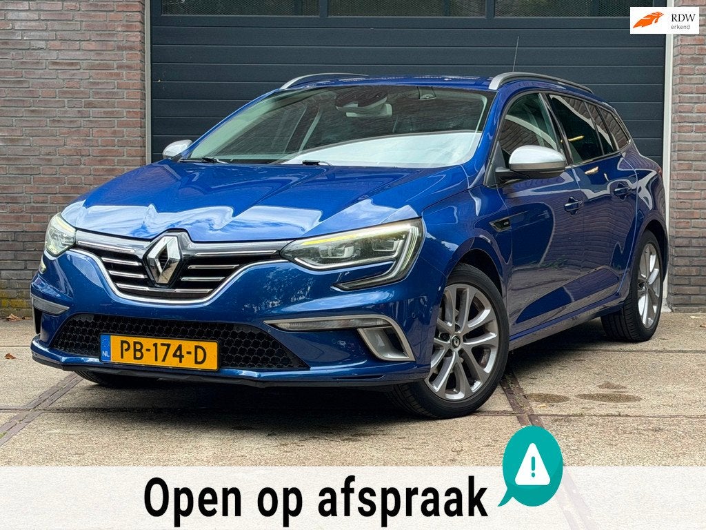Renault Mégane Estate 132pk GT-Line | Trekhaak | Bose | Nav, Auto's, Renault, Voorwielaandrijving, Gebruikt, 4 cilinders, Blauw