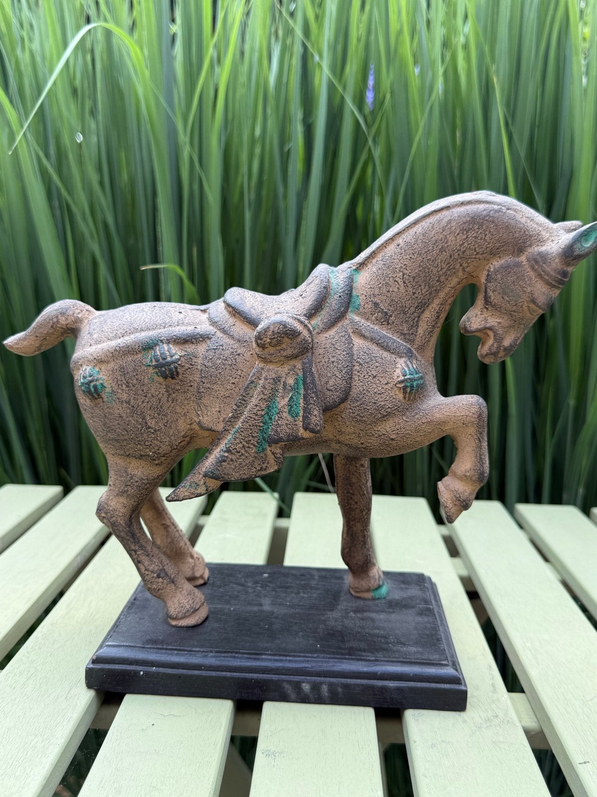 Paardenbeeld loodzwaar - 23 cm hoog, Ophalen of Verzenden, Zoogdier, 20 - 50 cm, Op sokkel