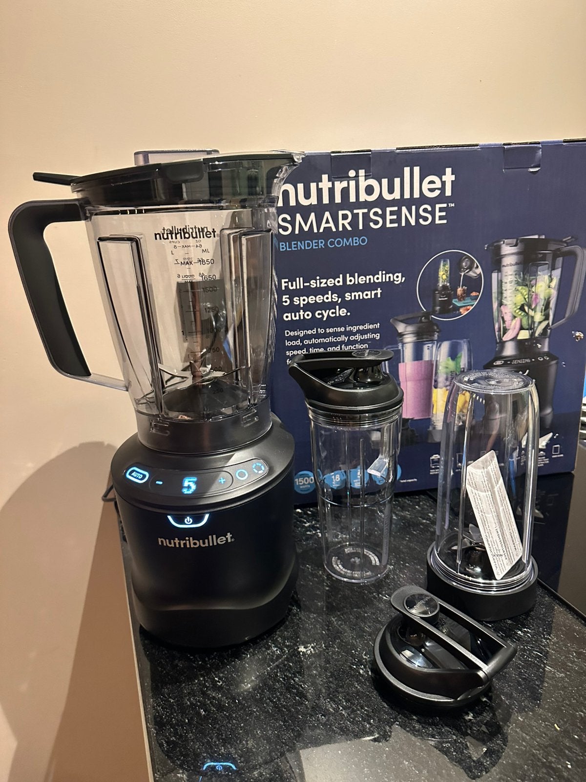Nieuwe Nutribullet comboset 1500 watt blender, Ophalen of Verzenden, Zo goed als nieuw