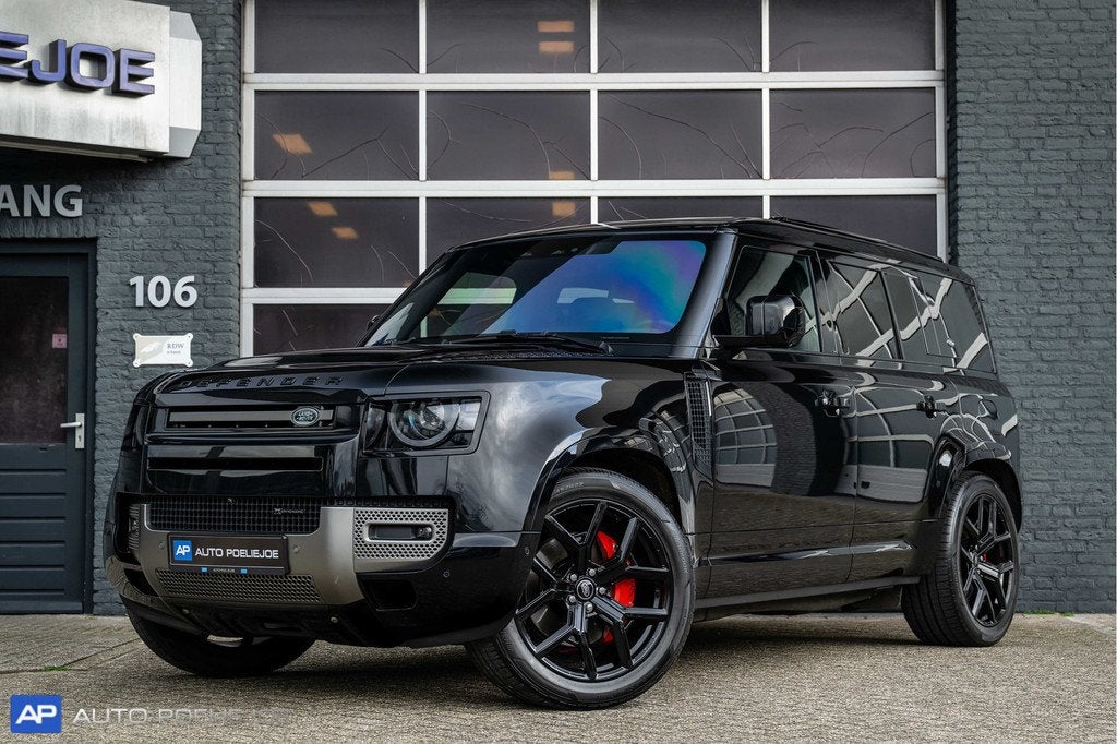 Land Rover Defender 110 2.0 P400e 110 X-Dynamic SE Pano, Led, Auto's, Land Rover, Automaat, 404 pk, Gebruikt, Zwart