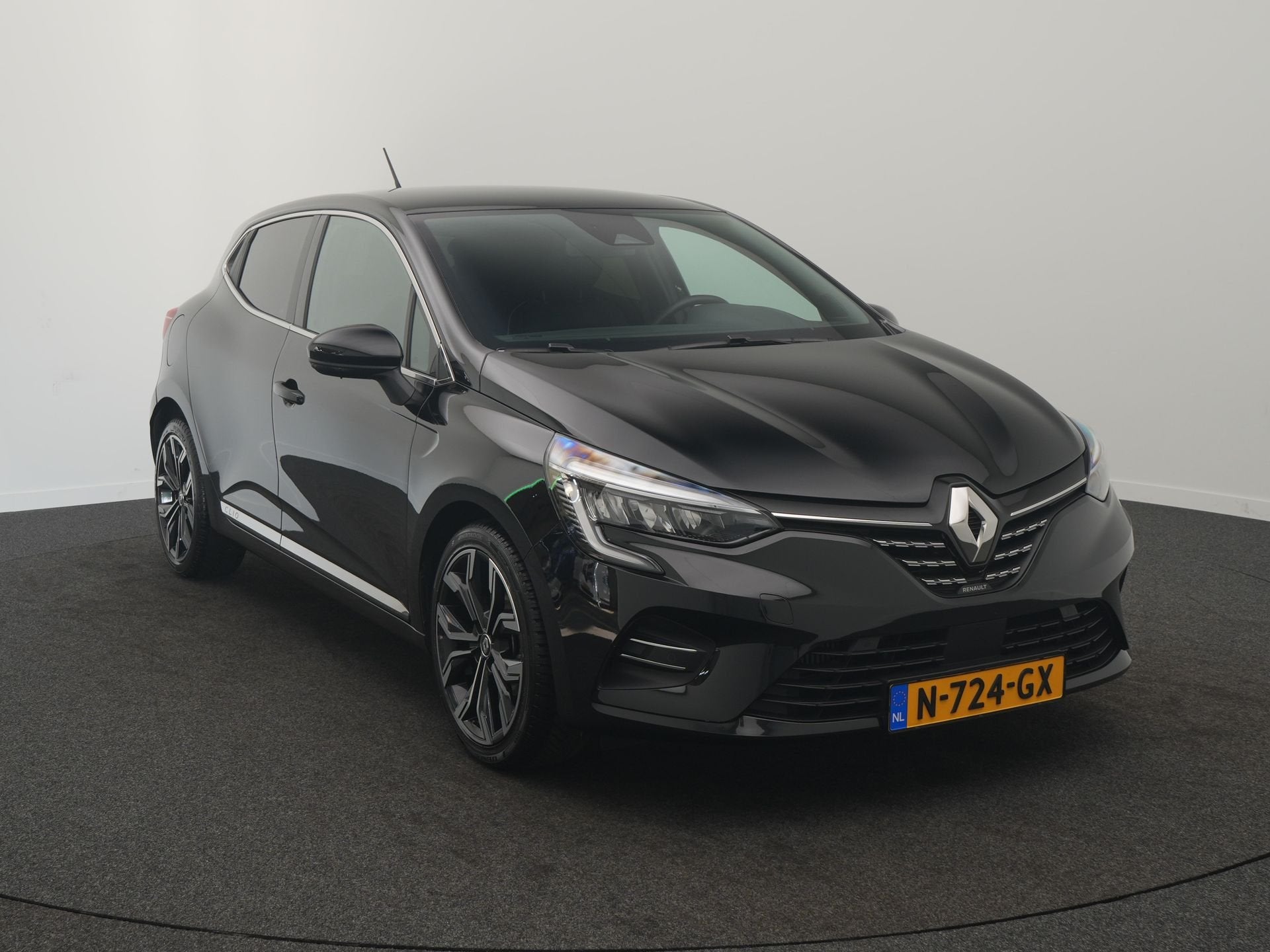 Renault Clio TCe 90 Intens - RIJKLAARPRIJS - All seasonbande, Voorwielaandrijving, 12 maanden, 1071 kg, Gebruikt