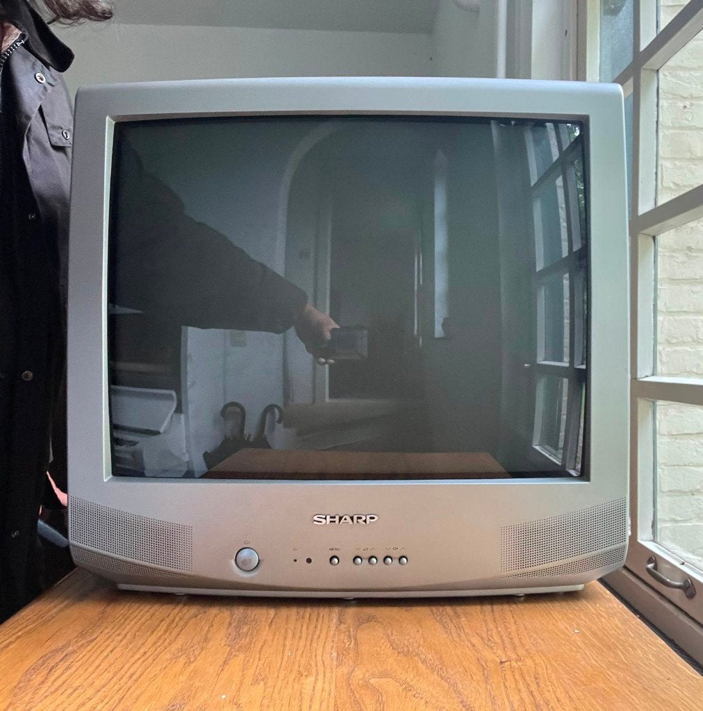 Sharp CRT televisie met SCART – ideaal voor retro gaming, Ophalen, Zo goed als nieuw, Sharp