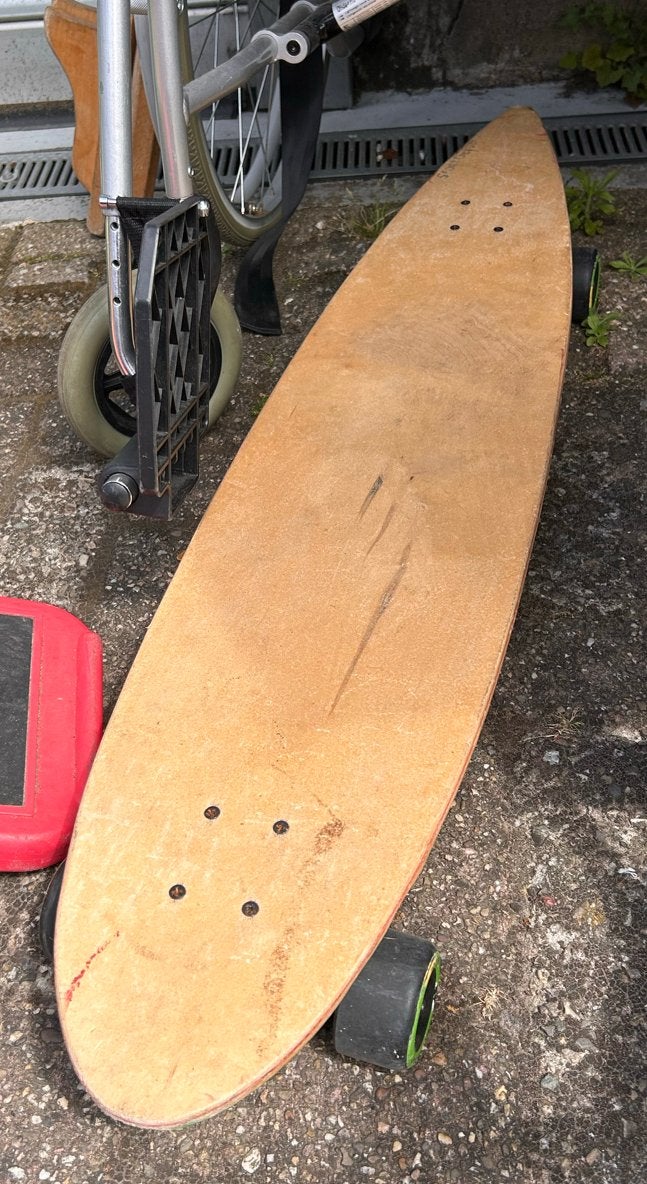 buitenspeelgoed: skateboard, Weplay balanceerwip, stelten, Ophalen, Gebruikt, ., .