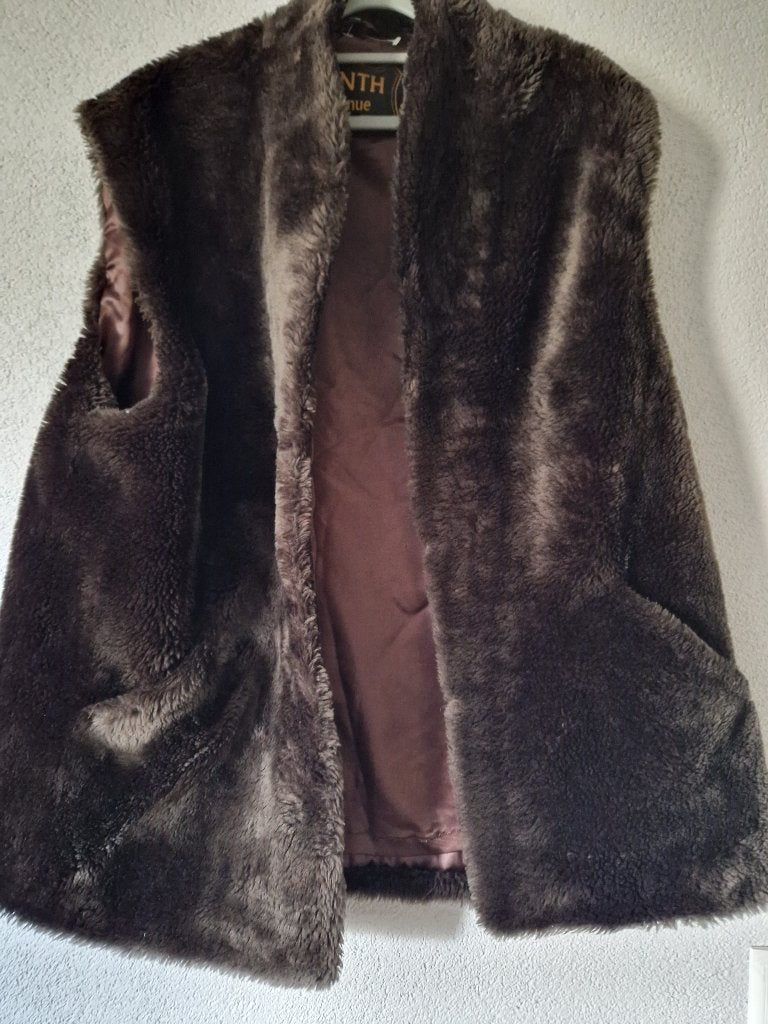 Bruine teddy oversized bodywarmer Maat L, Kleding | Dames, Bruin, Verzenden, Tenth avenue, Jas of Mantel