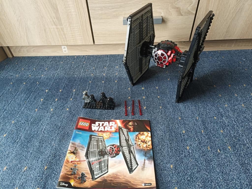 75101 LEGO Star Wars First Order Special Forces TIE Fighter, Ophalen of Verzenden, Zo goed als nieuw, Complete set, Lego