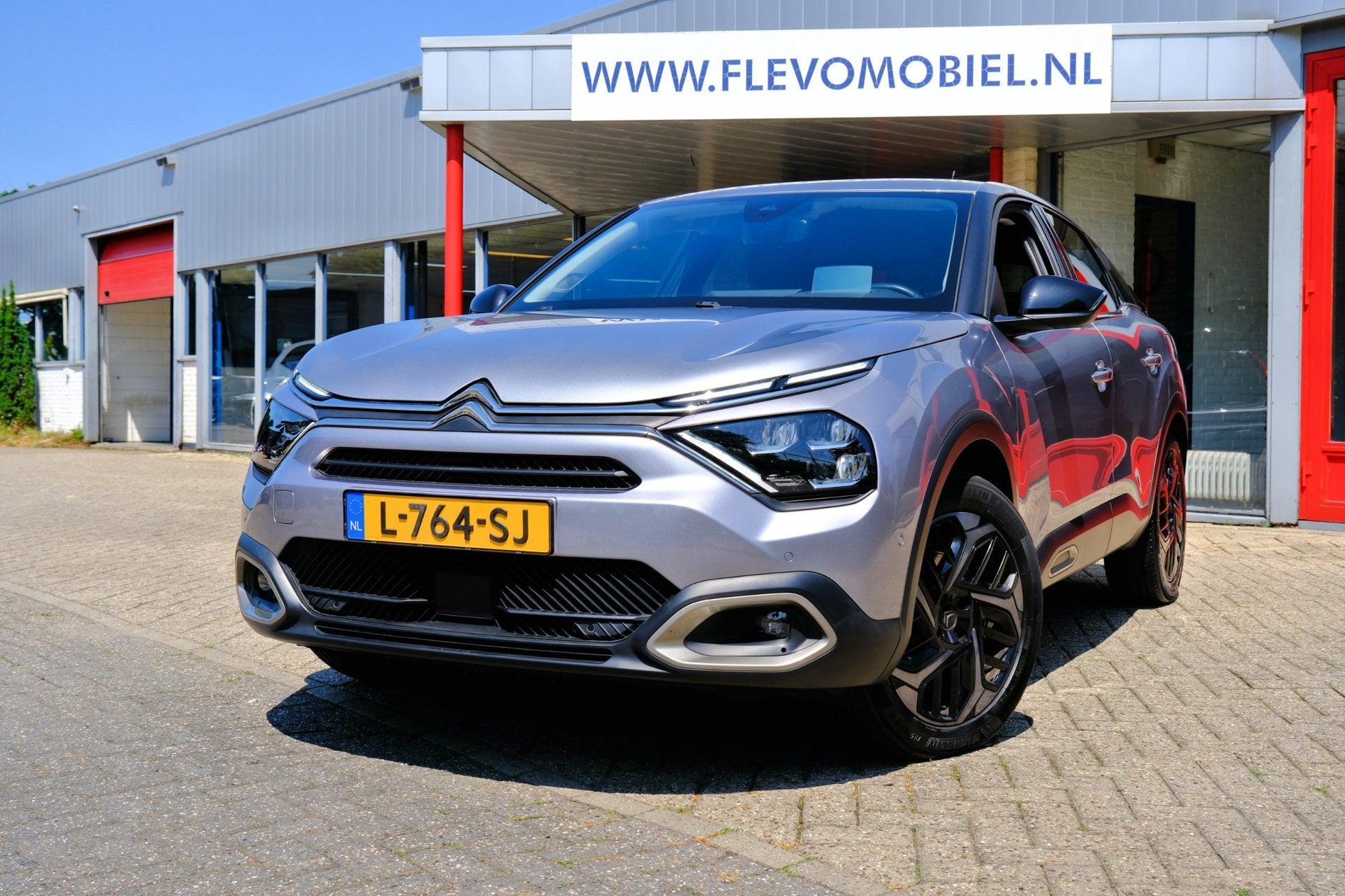Citroen C4 1.2 Puretech Business Plus Aut. *24.220km!* Navi|, Euro 6, 1199 cc, Leder en Stof, 3 cilinders