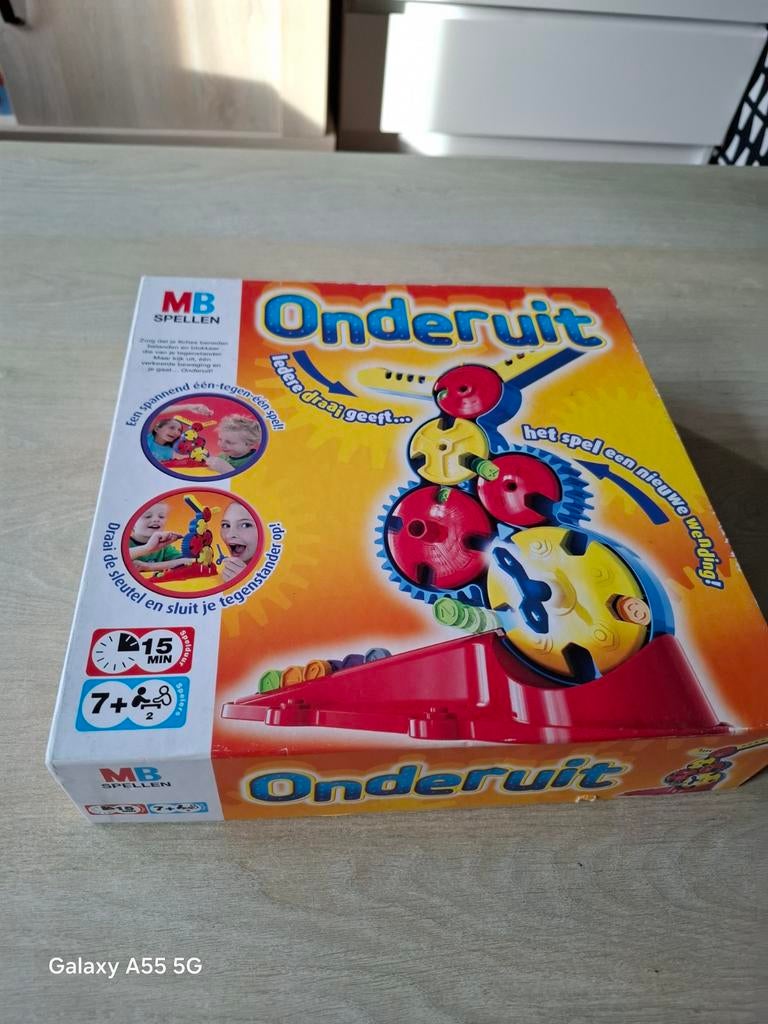 Onderuit - MB Spellen - Leuk gezelschapsspel, Een of twee spelers, 1027 Newport Ave, Pawtucket, RI 02861, USA, Ophalen of Verzenden