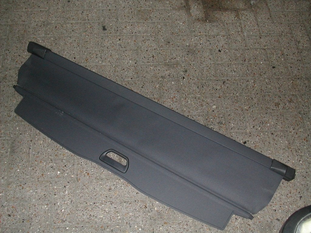 Volvo. V70 2. XC70 2 bagagehoes rolhoes d, grijs -2007., Ophalen, Gebruikt