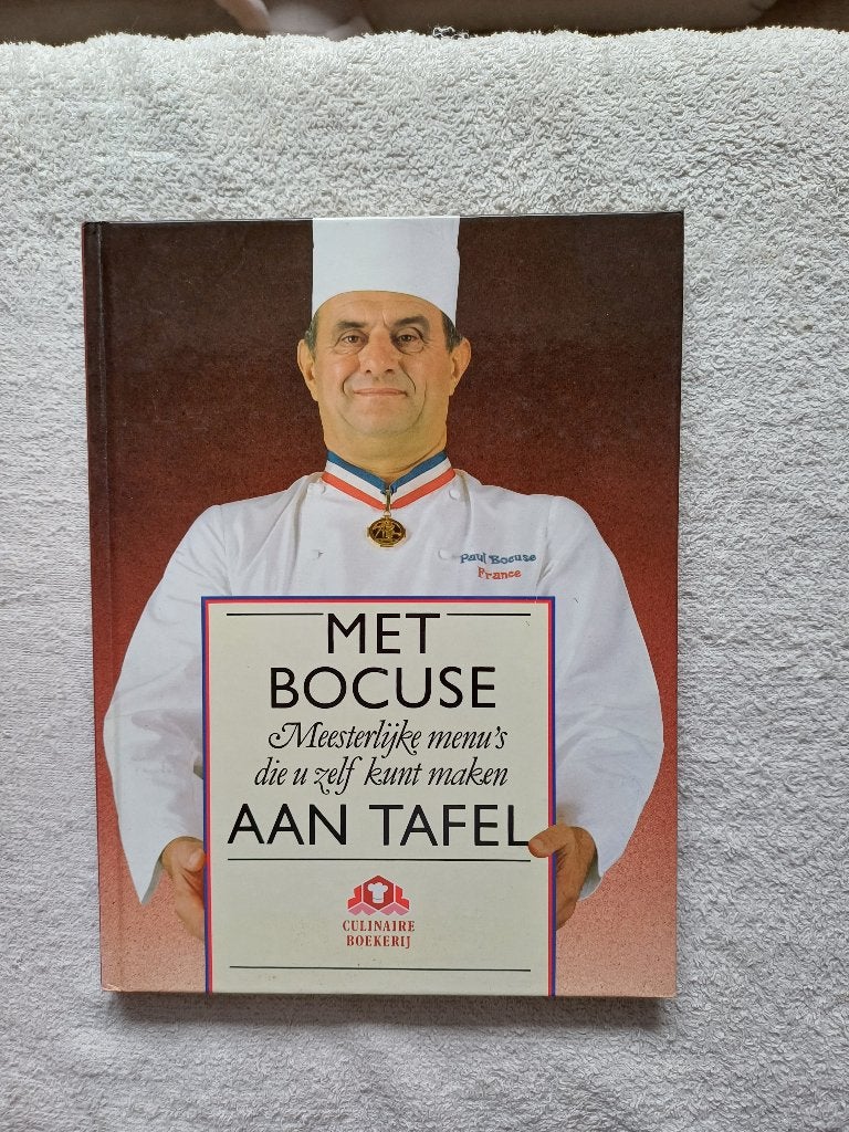 Met Bocuse aan tafel:, Boeken, Ophalen of Verzenden, Zo goed als nieuw, Paul Bocuse