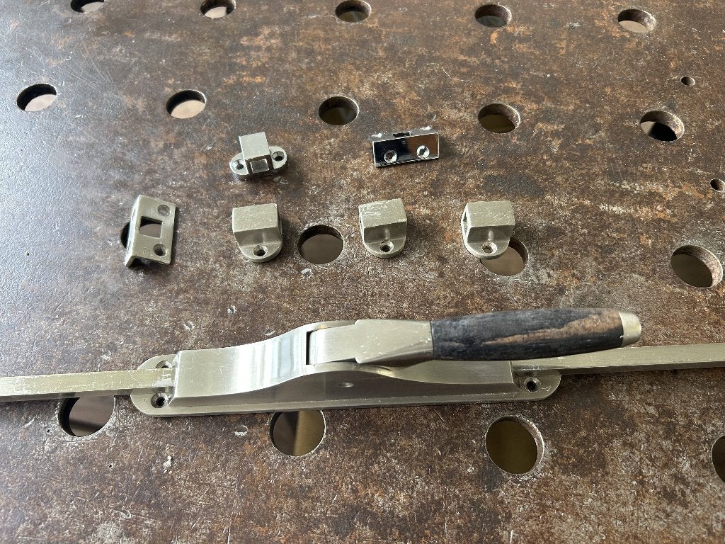 espagnolet (nikkel mat) complete set, Ophalen of Verzenden, Gebruikt, Overige materialen, Slot
