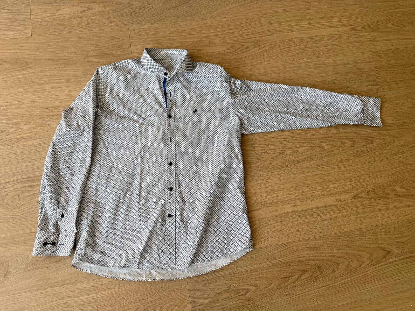 Borington overhemd met patroon en lange mouwen, Ophalen of Verzenden, Zo goed als nieuw, Wit, Halswijdte 39/40 (M)