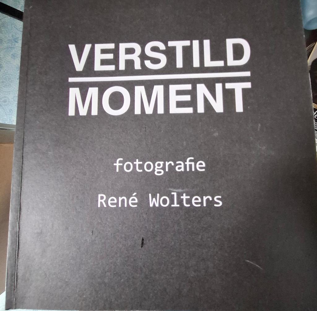 Fotografisch document Verstild Moment door René Wolters, Ophalen of Verzenden, Zo goed als nieuw, Fotografen