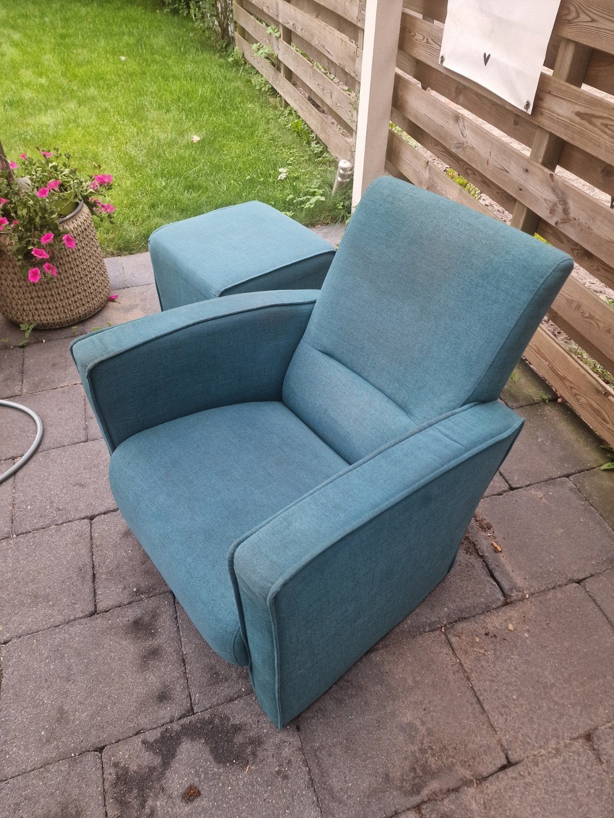 Comfortabele fauteuil met hocker in blauwgroene stof, Ophalen, Gebruikt, 75 tot 100 cm, 50 tot 75 cm