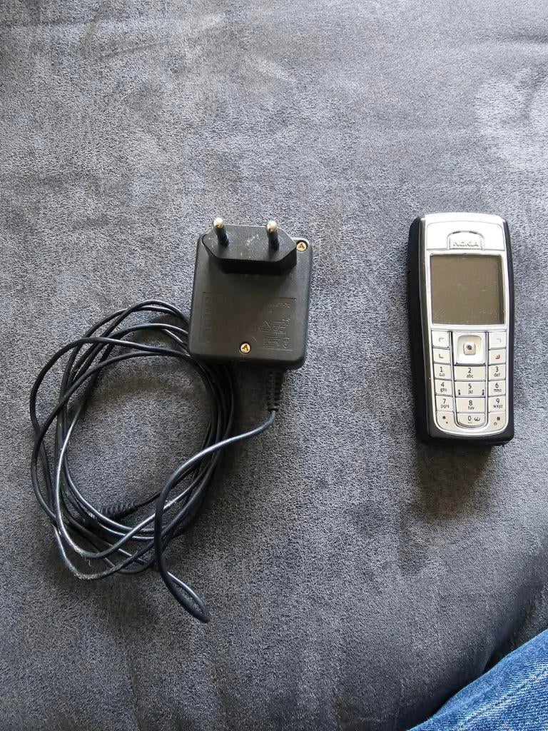NOKIA 6230i werkt nog perfect met nieuwe accu., Telecommunicatie, Ophalen of Verzenden, Zwart