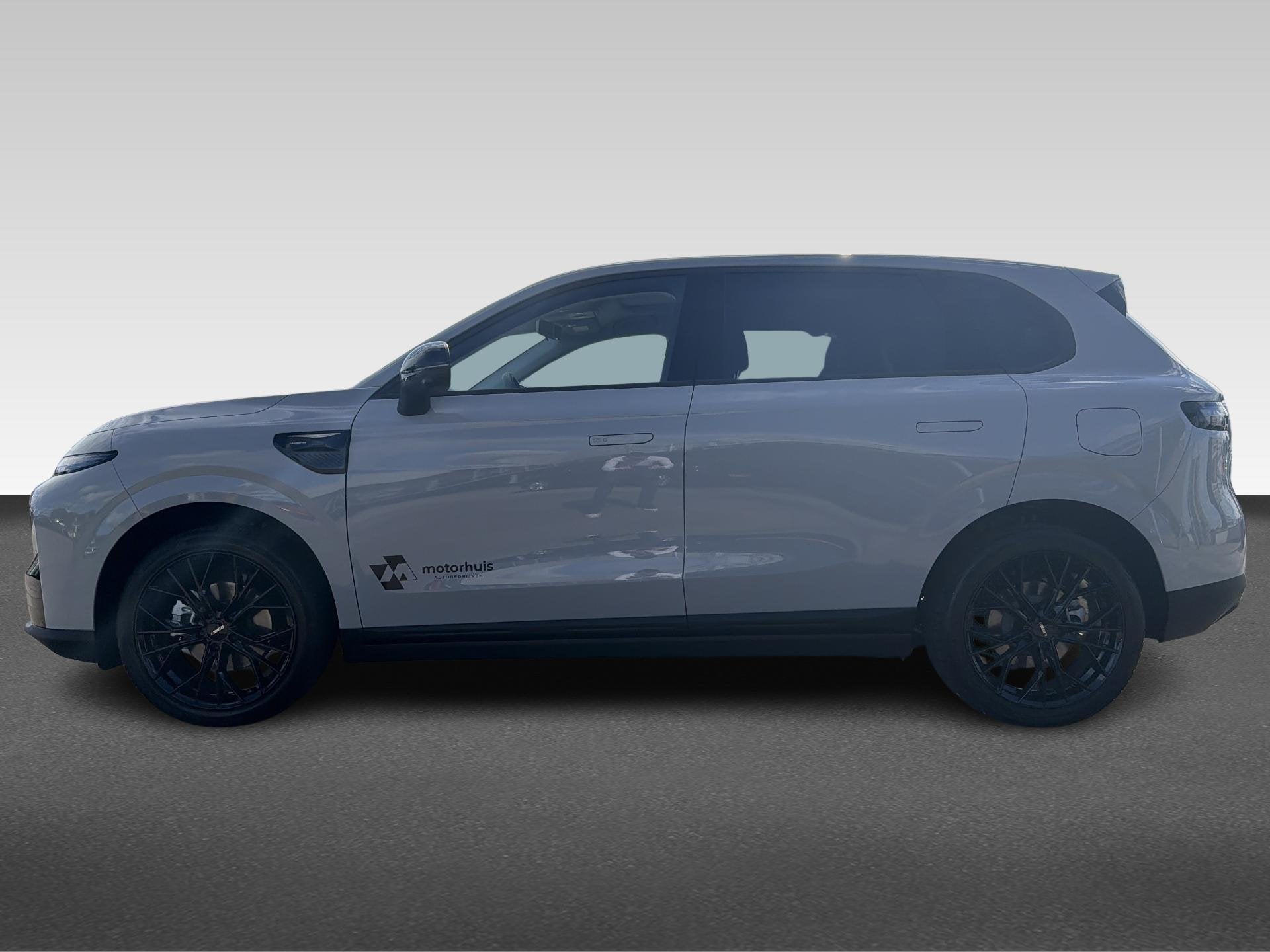 Leapmotor B10 Design Hybrid EV 18.8 kWh || 19 Inch velgen, T, Gebruikt, 4 cilinders, 24 min, 1760 kg