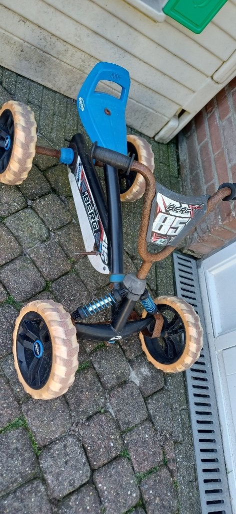 Foto 3 van Stoere Berg Nitro skelter