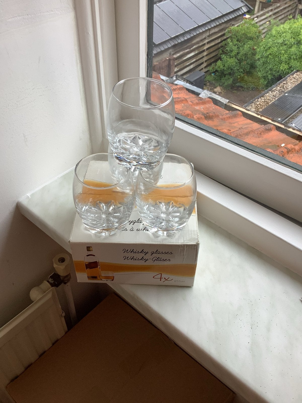 Nieuw in doos: 4 whisky tumblers, Huis en Inrichting, Keuken | Keukenbenodigdheden, Nieuw, Overige typen, Glas, Ophalen of Verzenden