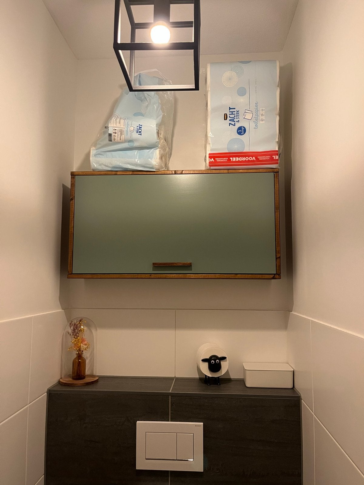 Ondiep zelfgemaakt kastje voor toilet (IKEA basis), Ophalen, Gebruikt