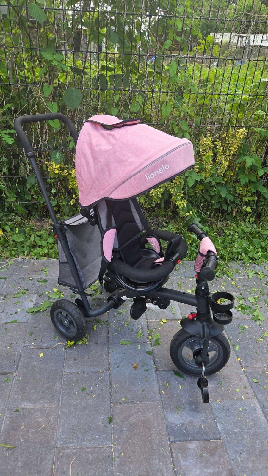 Lionelo driewieler met duwstang - Roze, Ophalen, Terugtraprem, Zo goed als nieuw, Lionelo