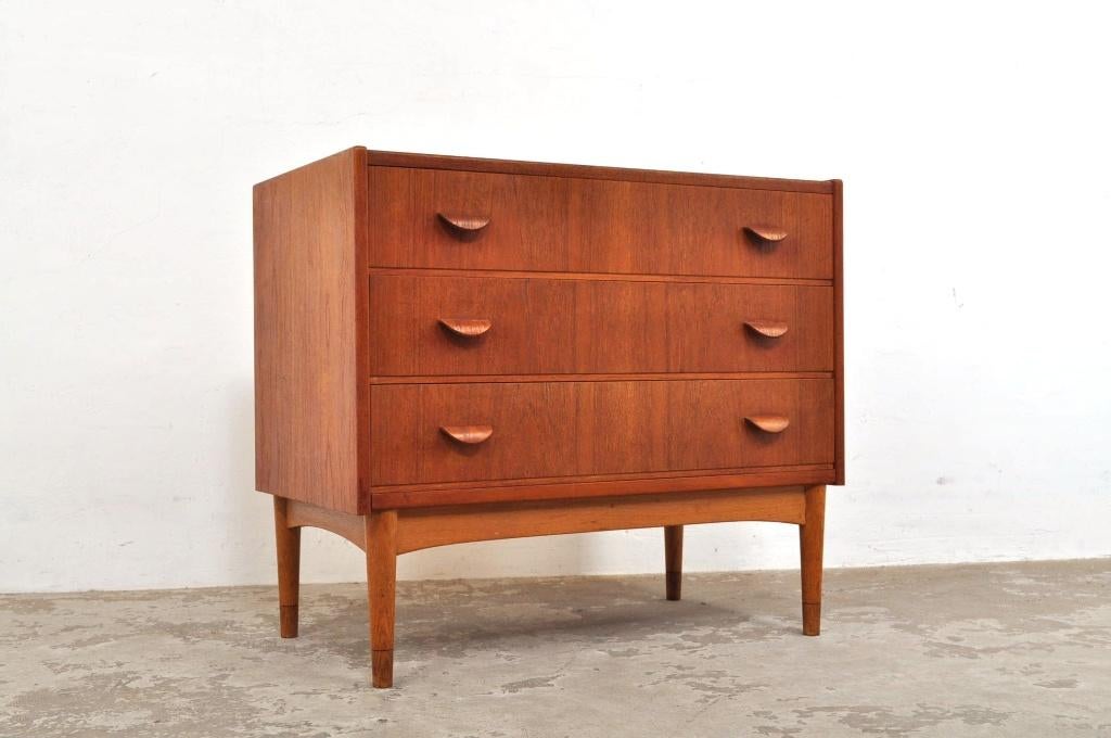 Deense ladekast teak Danish design vintage kast jaren 60
