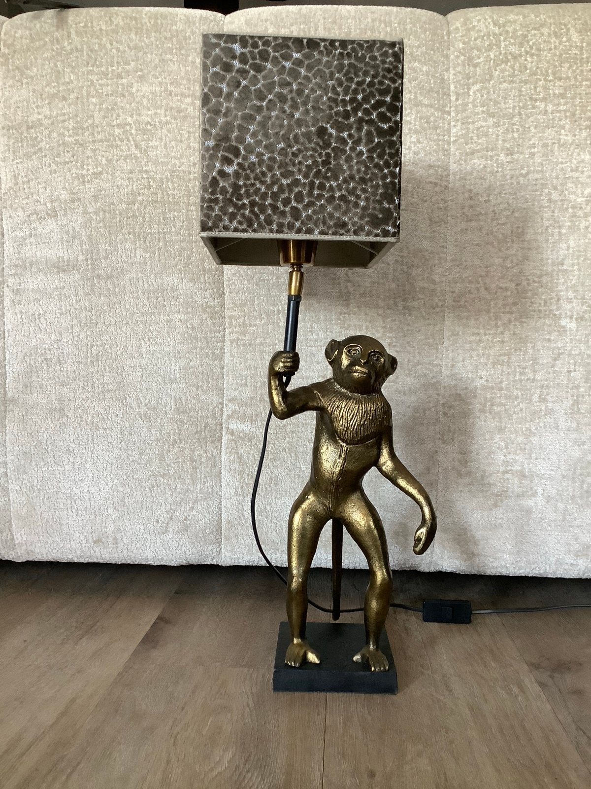 Richmond aaplamp - Unieke tafellamp met dierenfiguur, Overige merken, Zo goed als nieuw, Goud, Modern